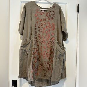 Blue Fish Bliss Top in Dovetail - NWT!